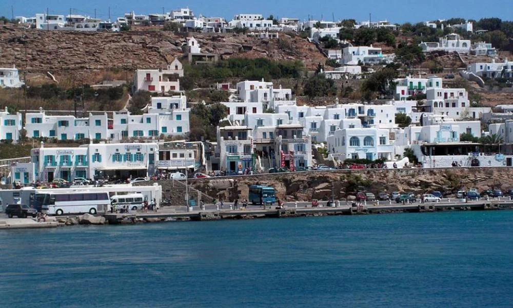 Κορωνοϊός: Καραντίνα σε χωριά και εξοχικά - Μακριά από αστικά κέντρα